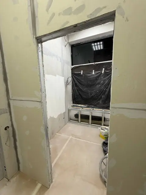 Гипсокартонные перегородки на этапе черновых работ